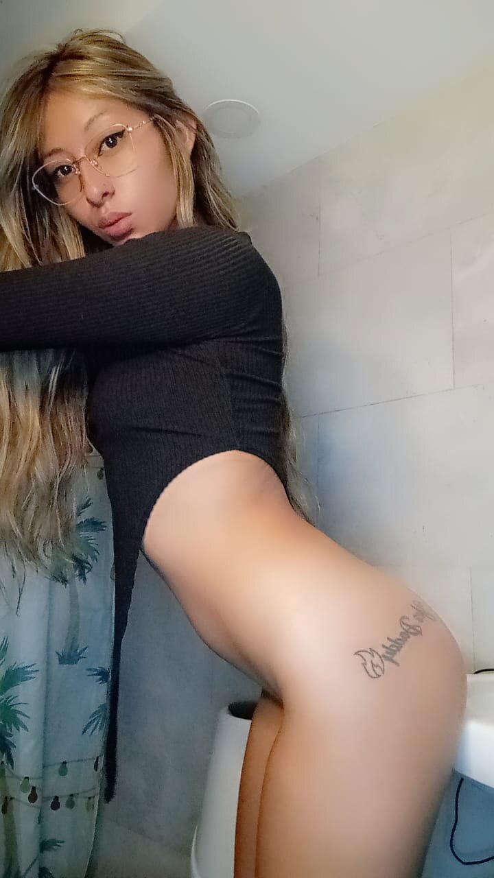 XXX Porn Photo of Nude MissHoolly 7
