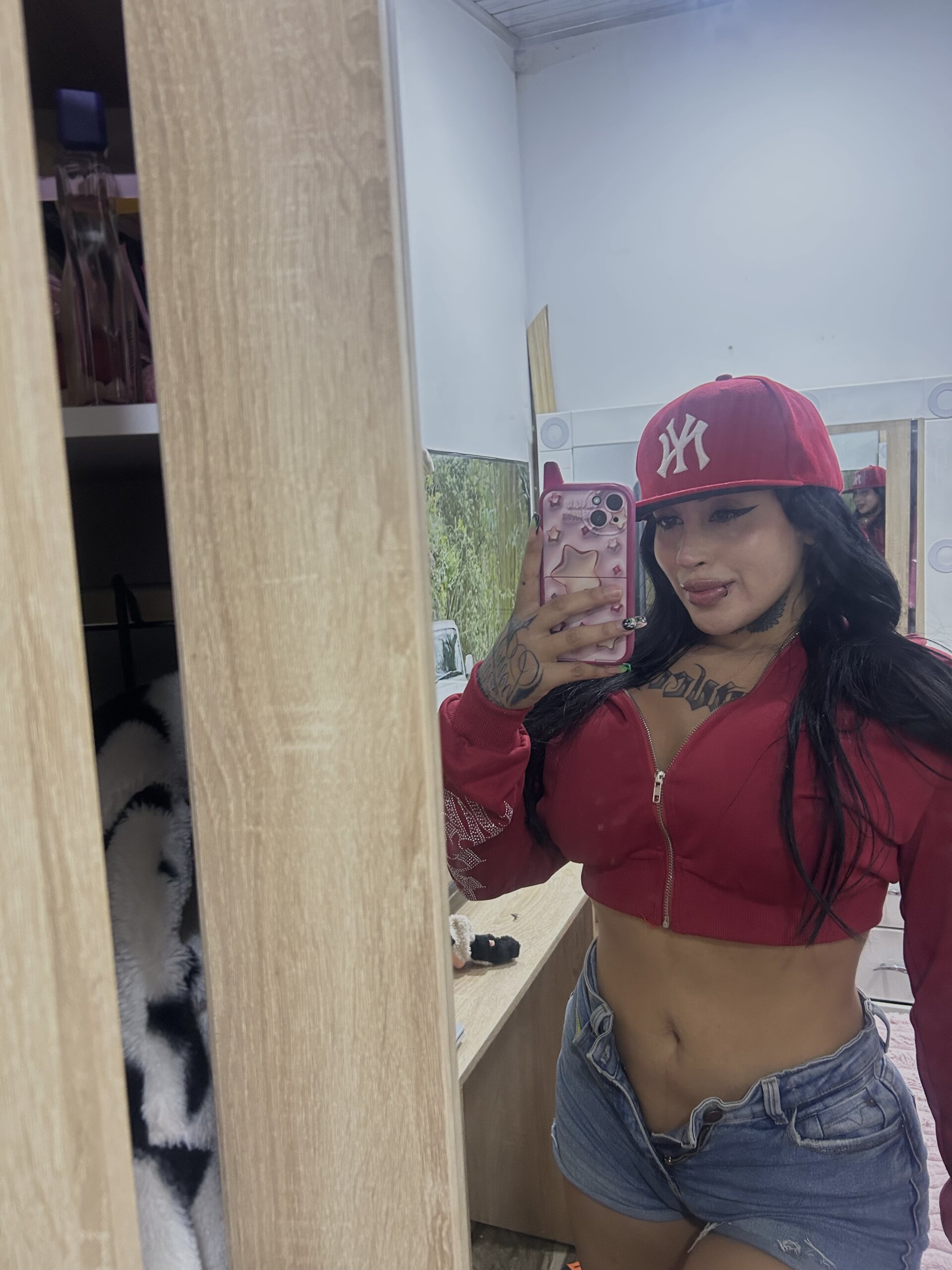 XXX Porn Photo of Nude Girl_milk7 1