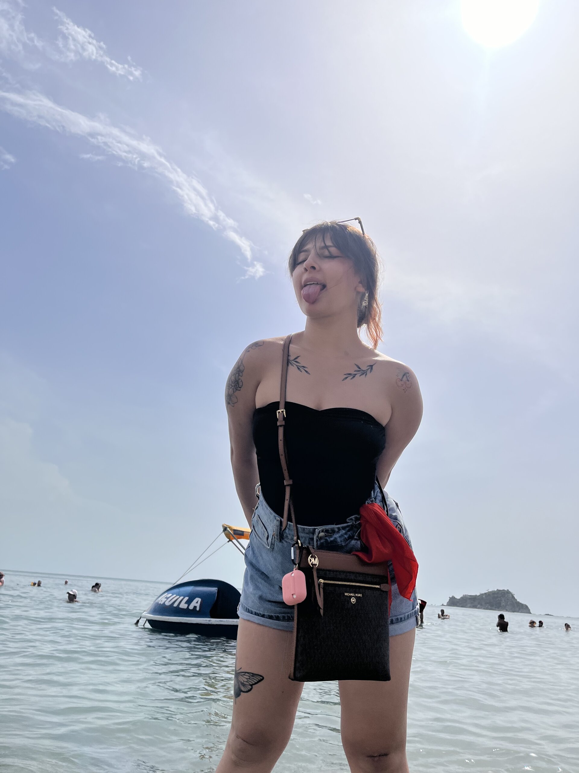 XXX Porn Photo of Nude CharlotteUwU_ 4