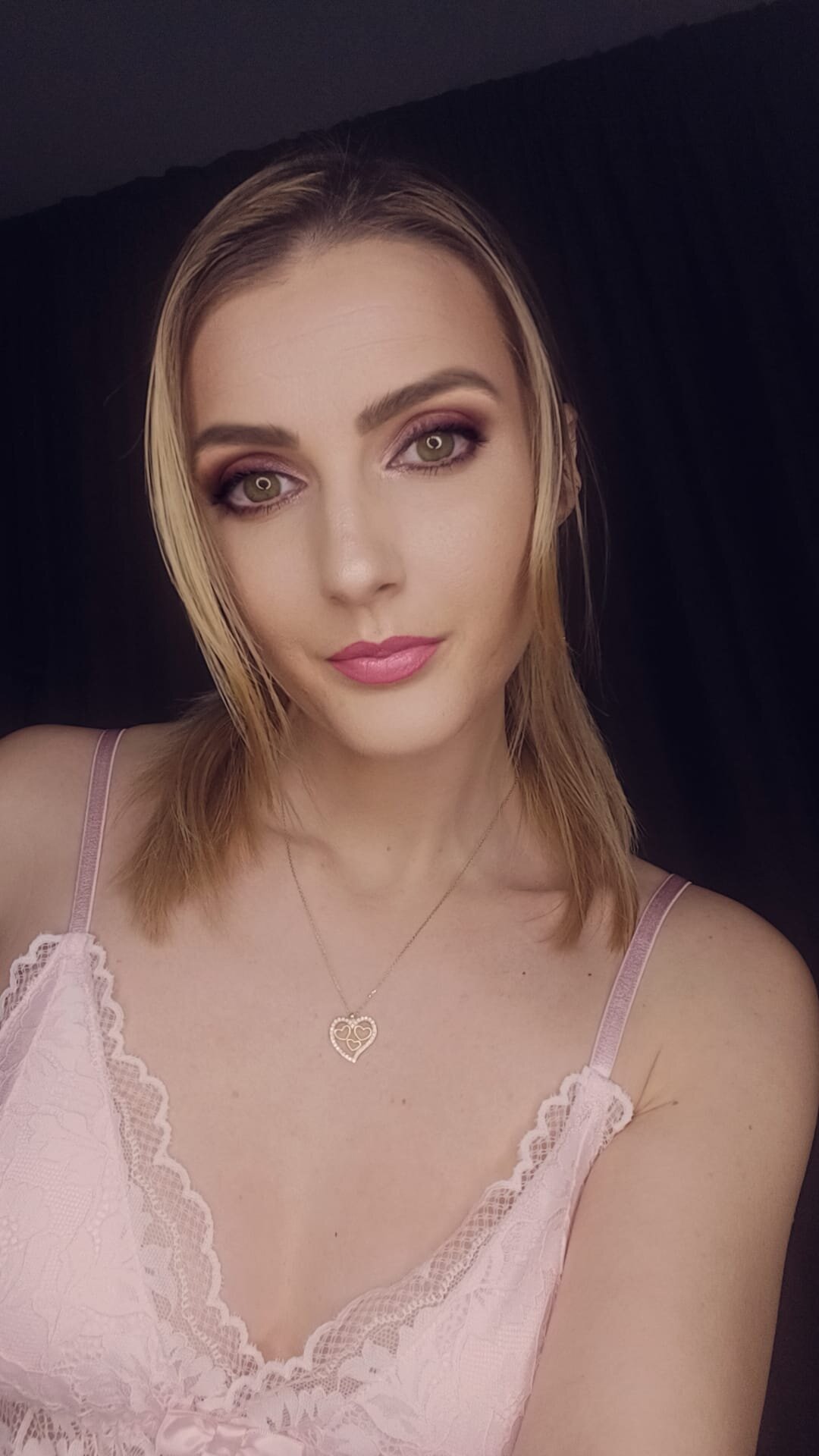 XXX Porn Photo of Nude AngelVelvetXO 2