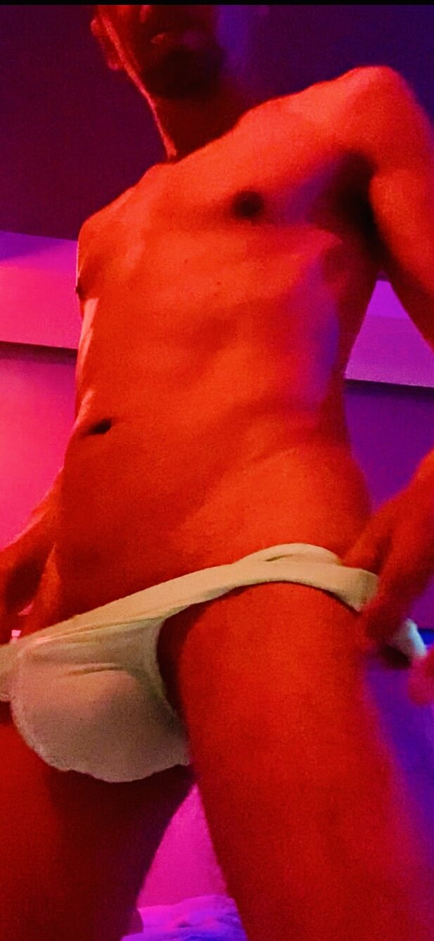 XXX Porn Photo of Nude AquilesBaezaCerda 25