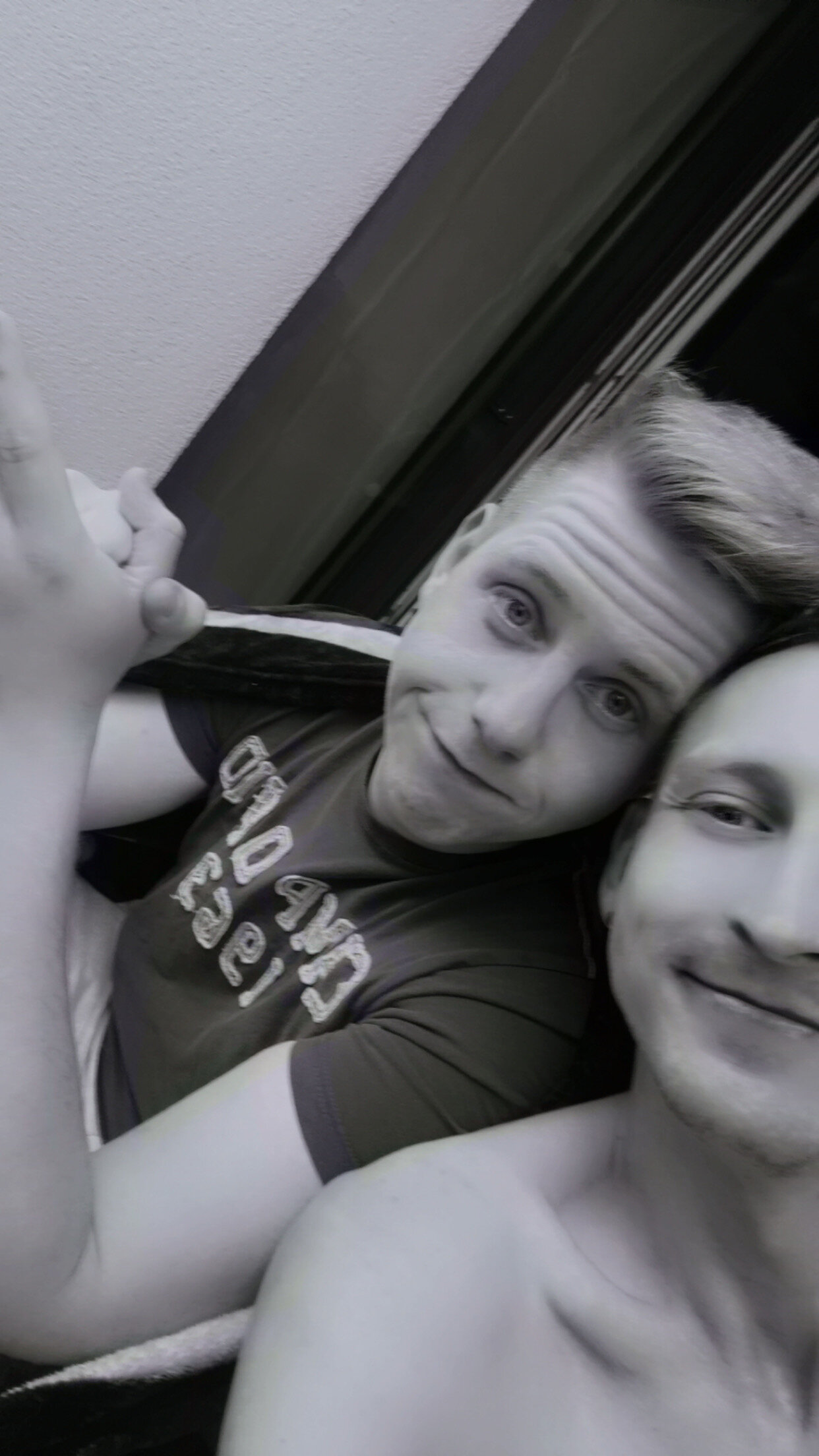 XXX Porn Photo of Nude GayCoupleVERS 1
