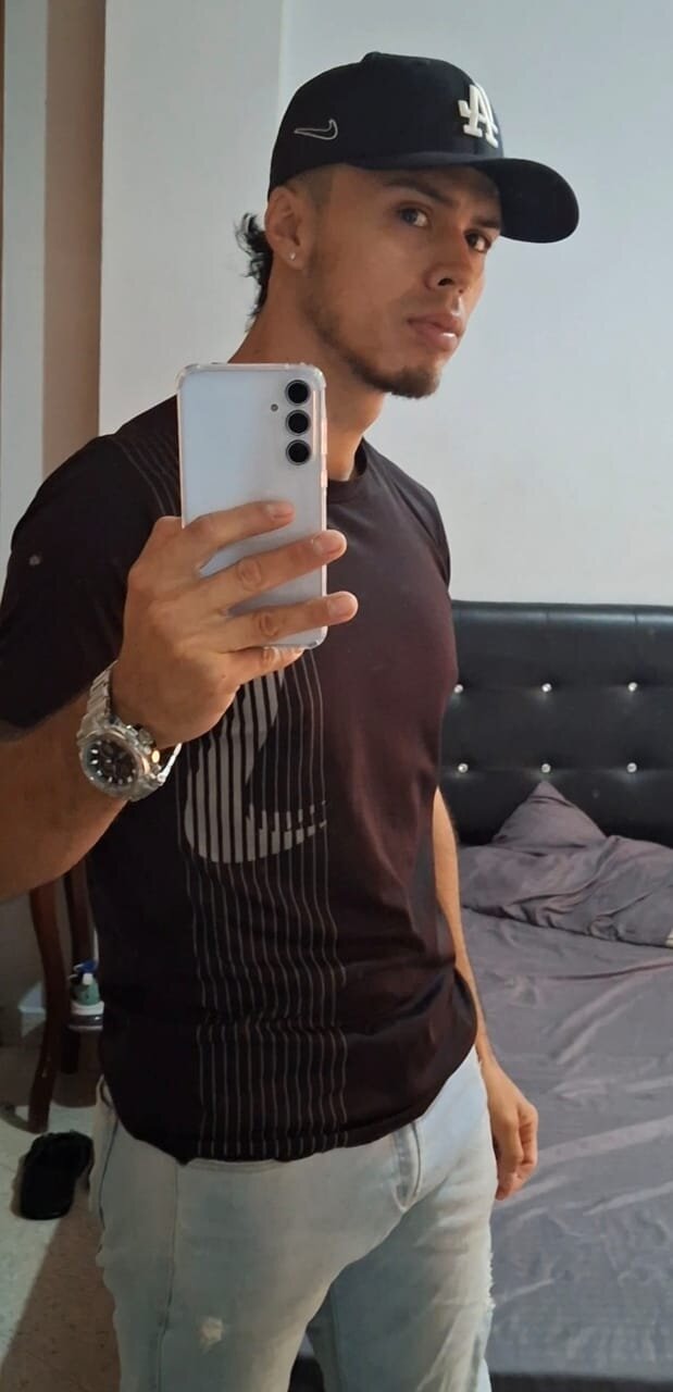 XXX Porn Photo of Nude Rurik_Jones 1