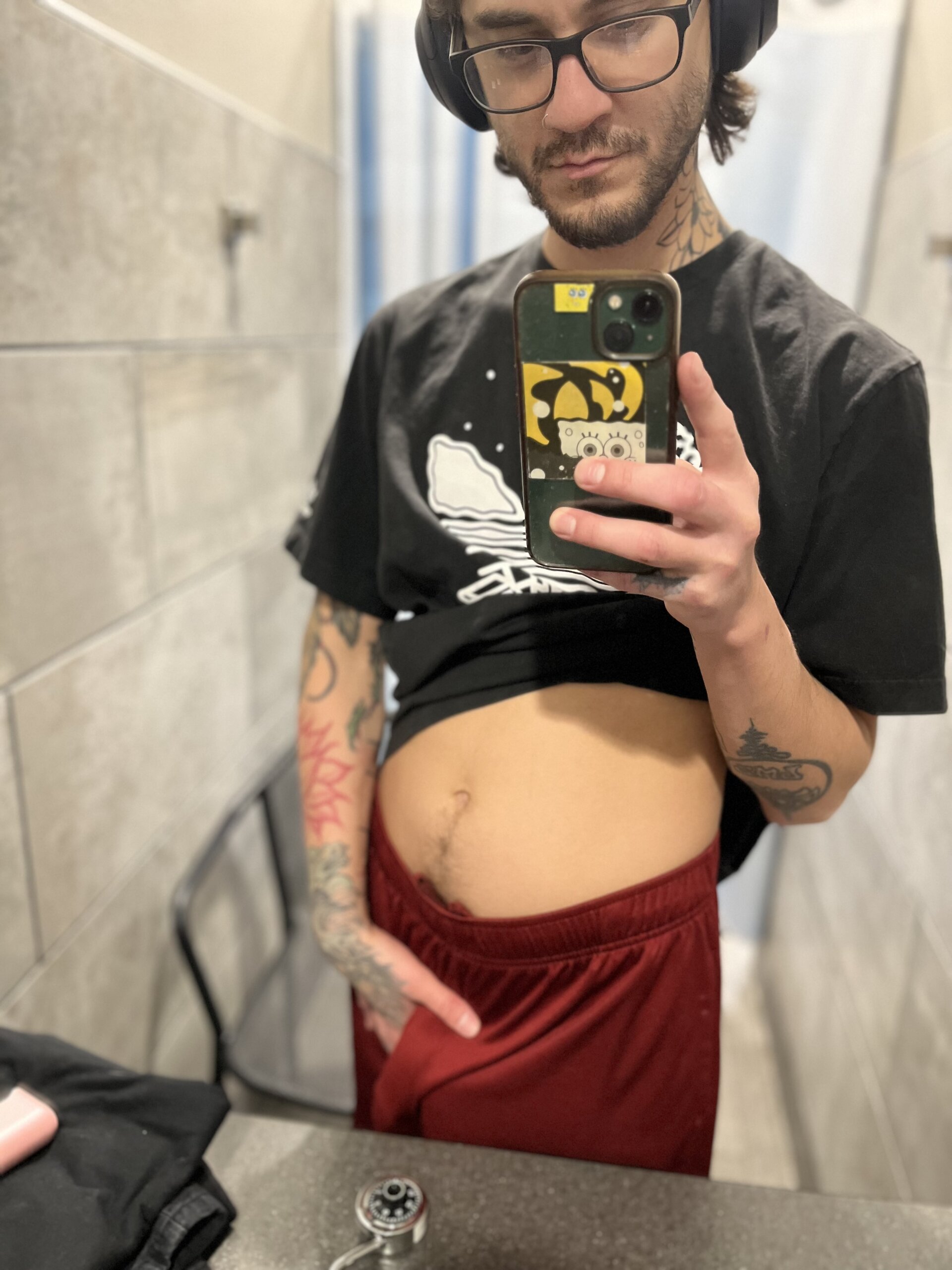 XXX Porn Photo of Nude MonnDragon666 33