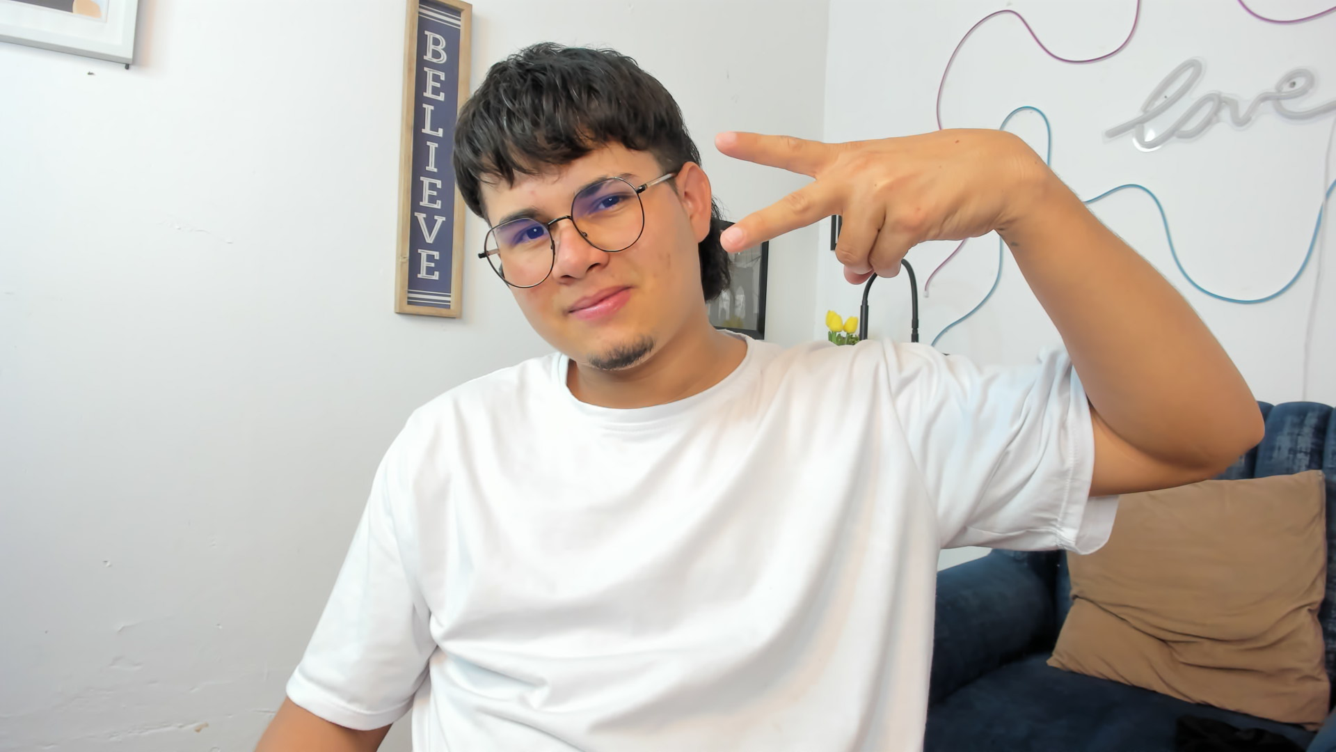 XXX Porn Photo of Nude Alejandro_b0y 4