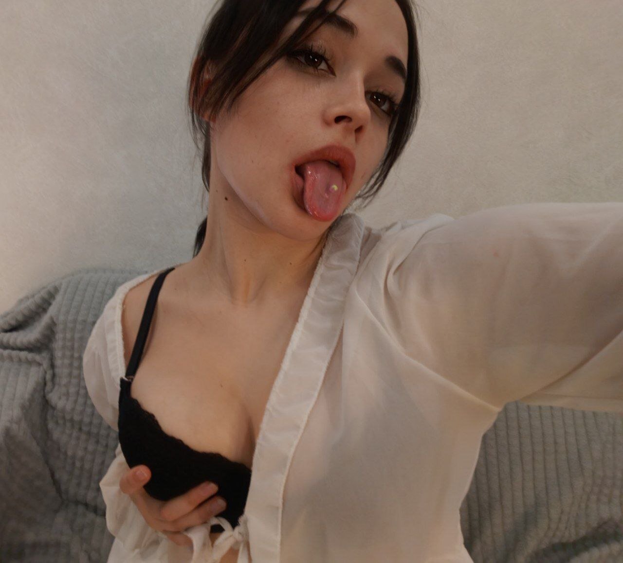 XXX Porn Photo of Nude VioletMyersss 1