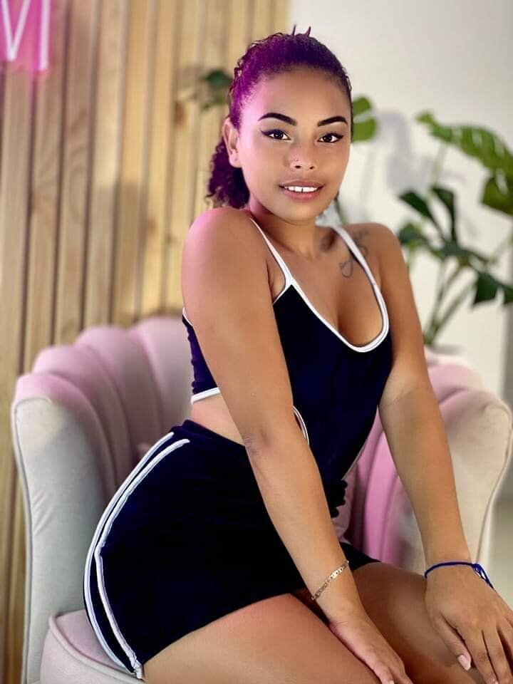XXX Porn Photo of Nude Naomi_Summer_ 4