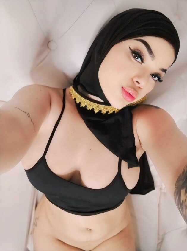 XXX Porn Photo of Nude malih_samir 1