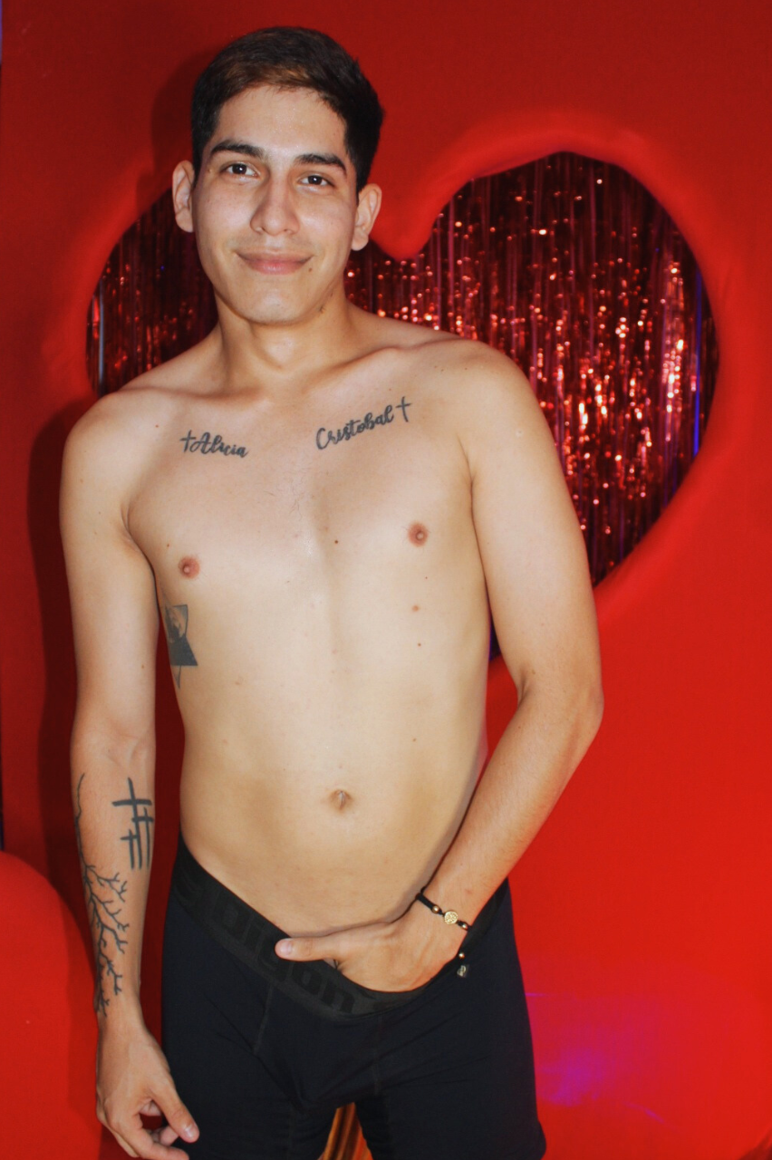 XXX Porn Photo of Nude Devil_group_ 14