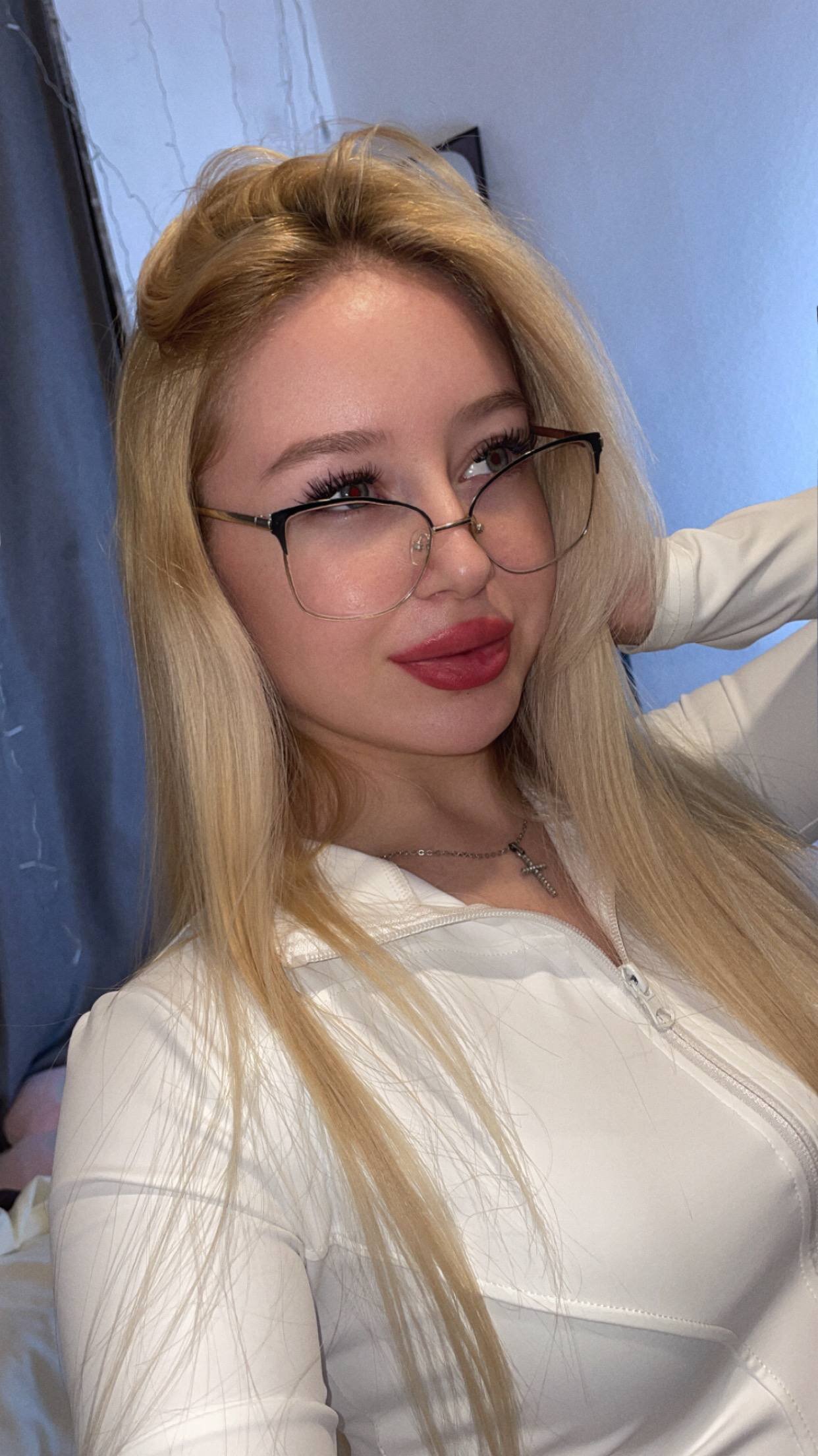 XXX Porn Photo of Nude CinderPlay 1
