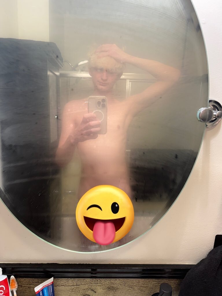 XXX Porn Photo of Nude ryancar12 1