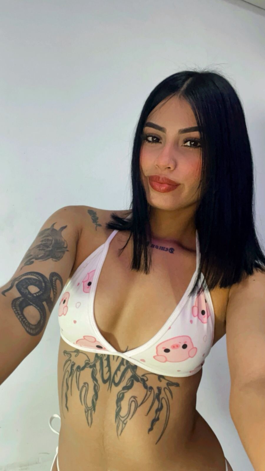 XXX Porn Photo of Nude DakotaaHills 11