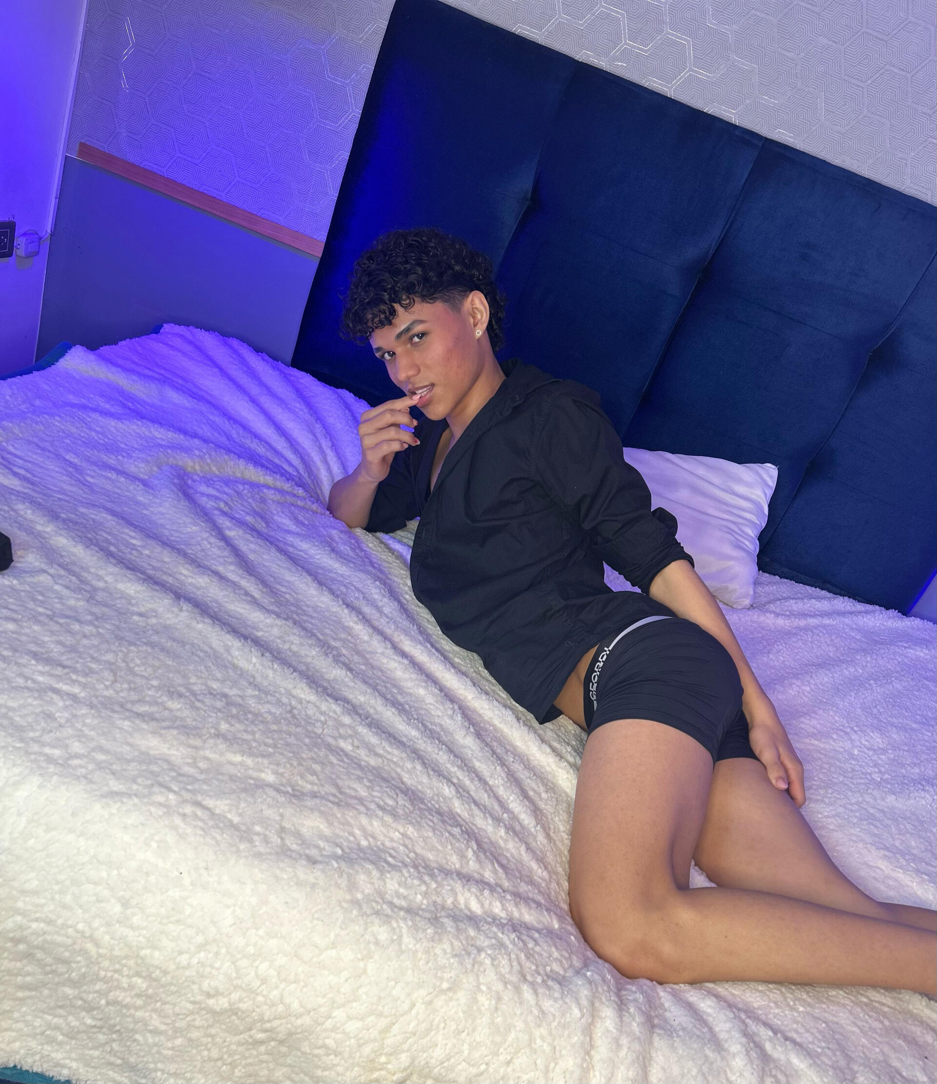 XXX Porn Photo of Nude Kai_riptide 8