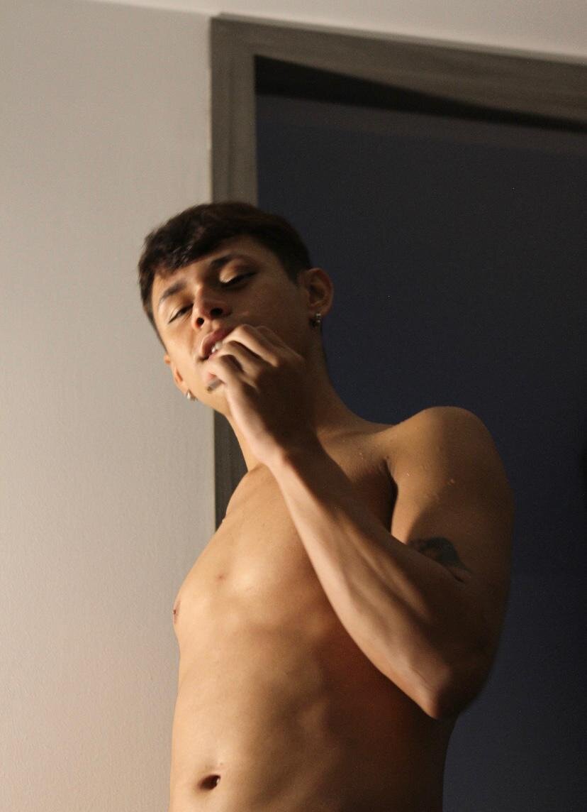 XXX Porn Photo of Nude Dante_06 1