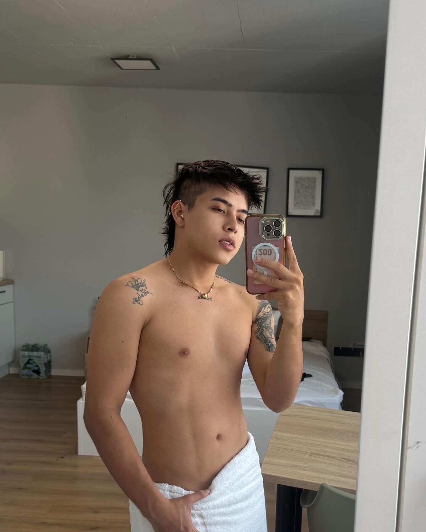 XXX Porn Photo of Nude Latiin_Boyss 5
