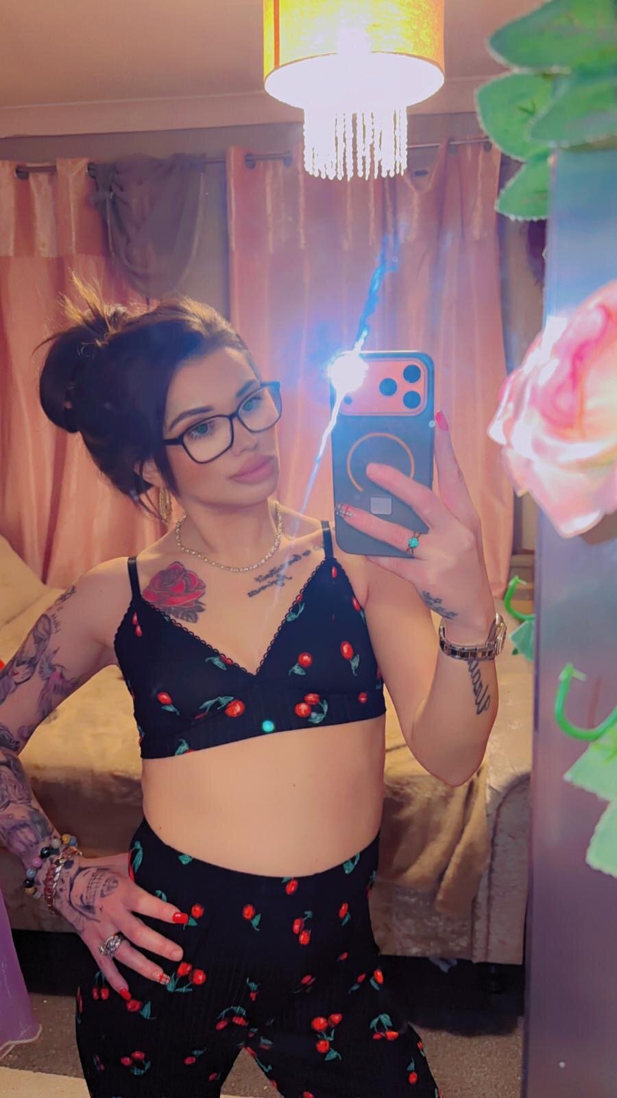 XXX Porn Photo of Nude Demi_Lovex 1