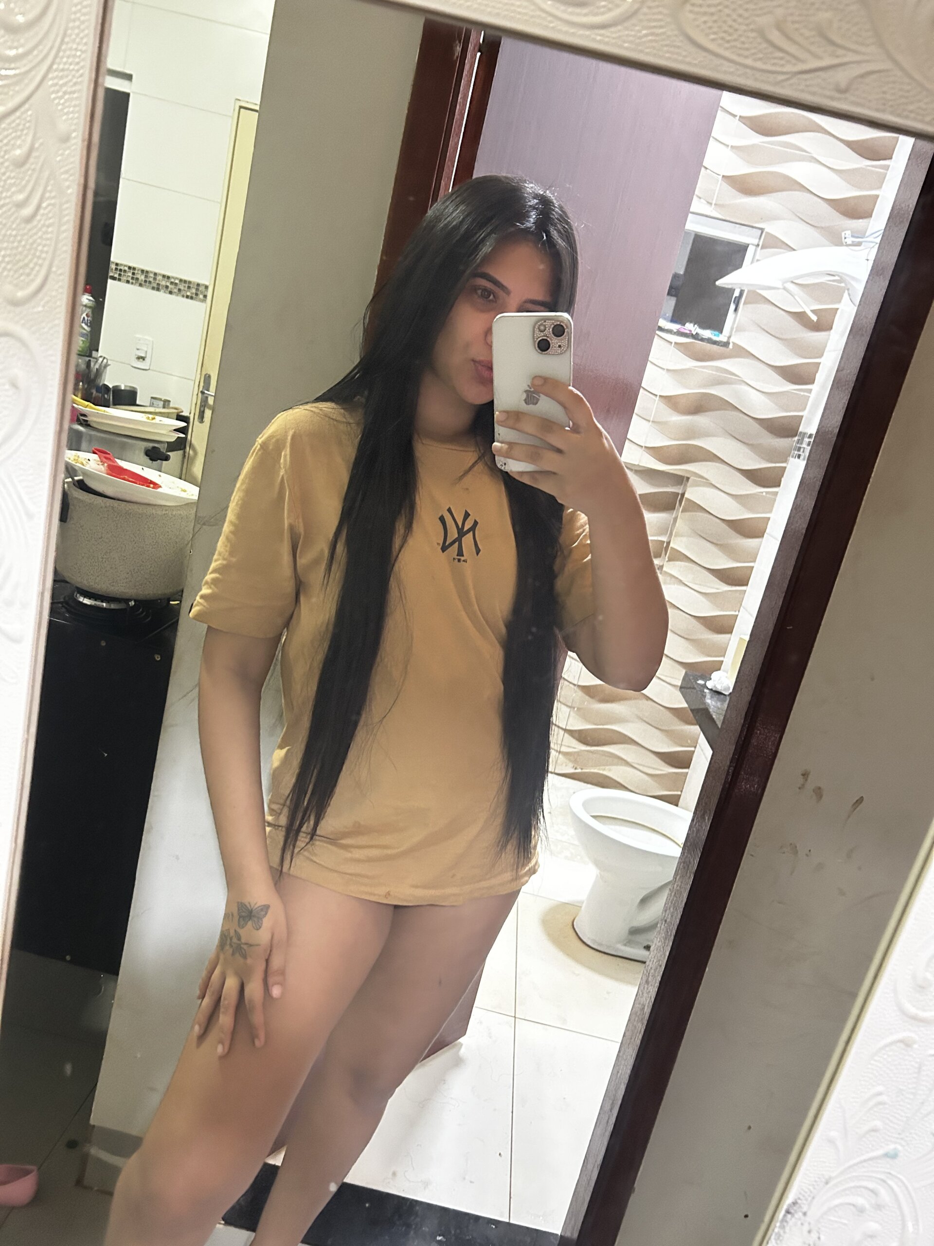 XXX Porn Photo of Nude carolaraujo11 8