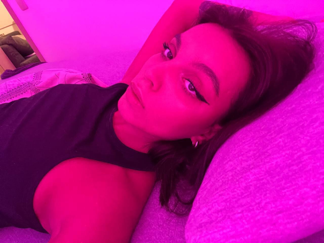 XXX Porn Photo of Nude roshellexx 1