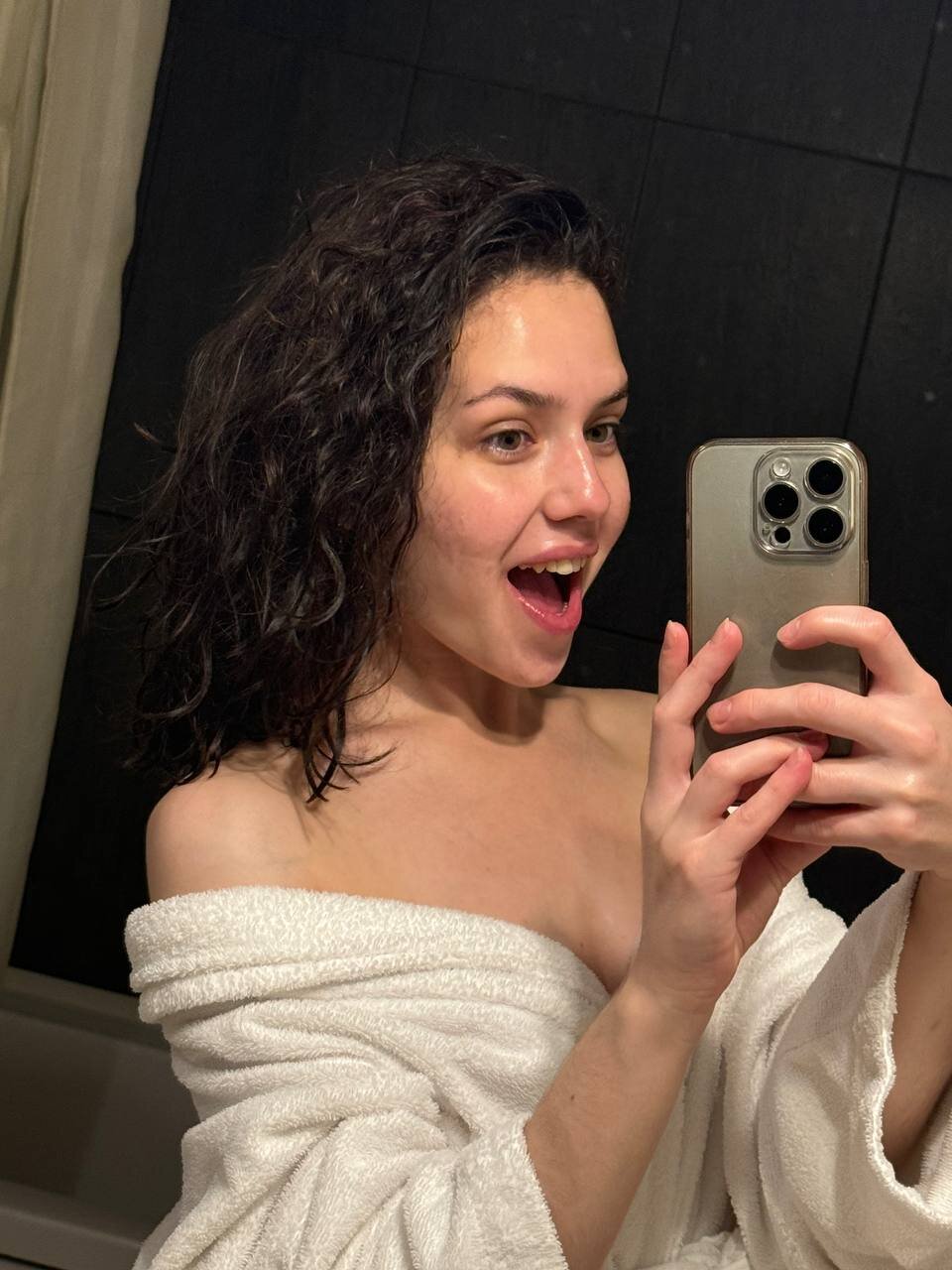 XXX Porn Photo of Nude AngellaRoss 16