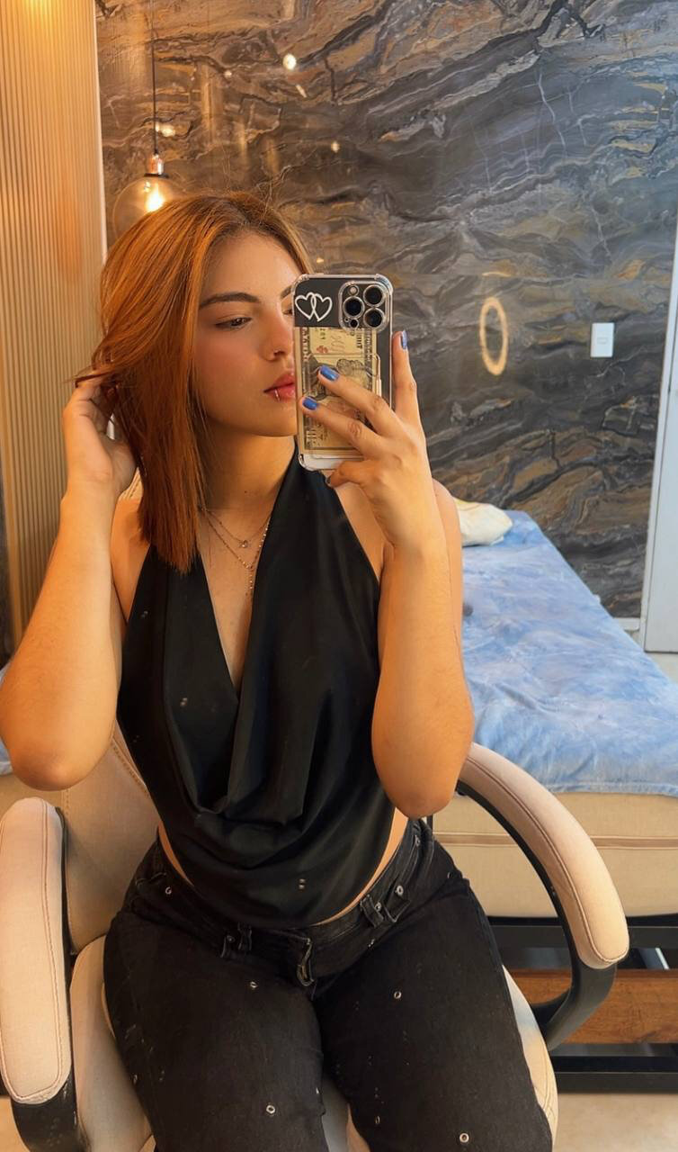 XXX Porn Photo of Nude beca_winn 24