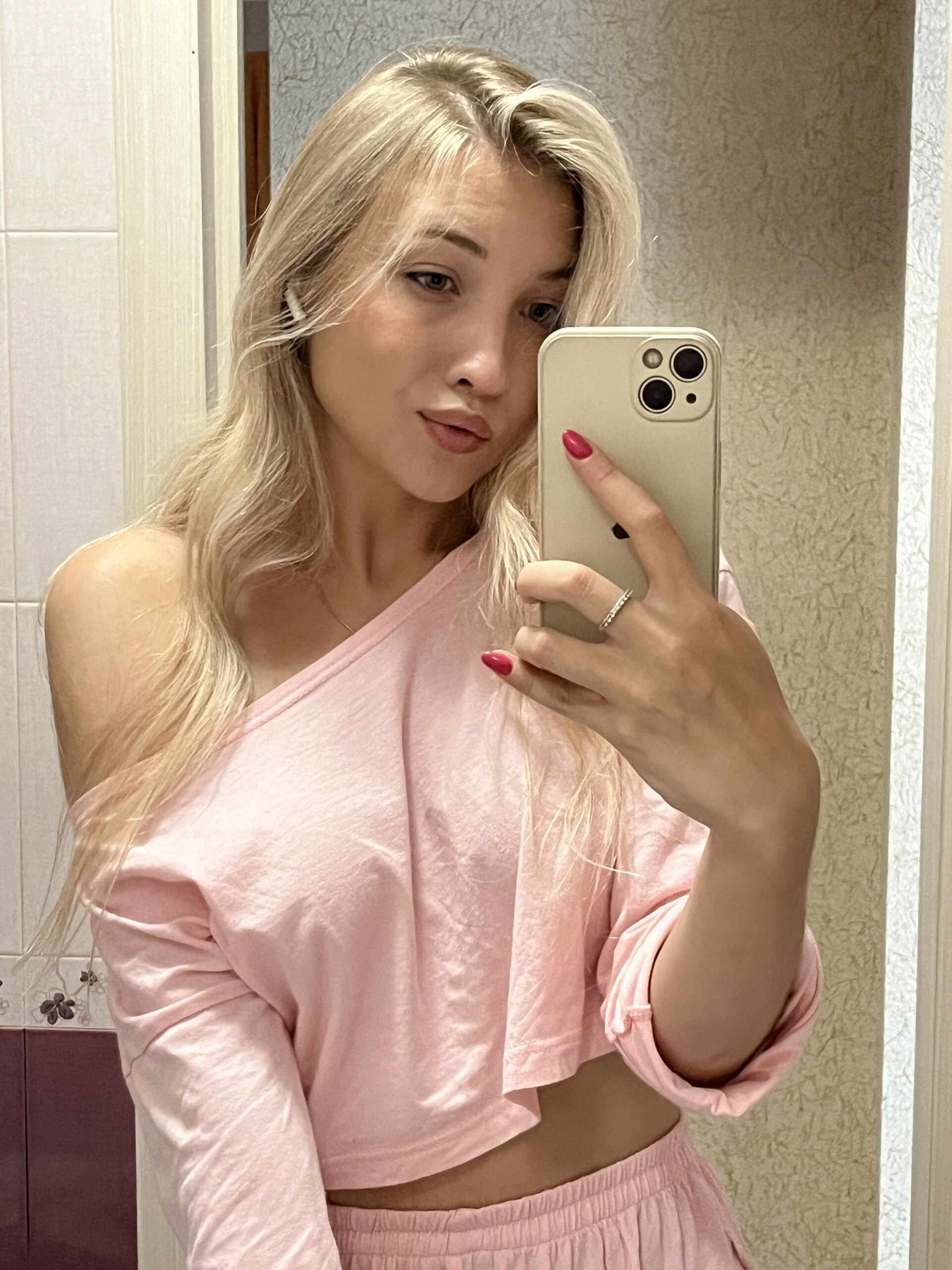 XXX Porn Photo of Nude Eva_Milon_ 10