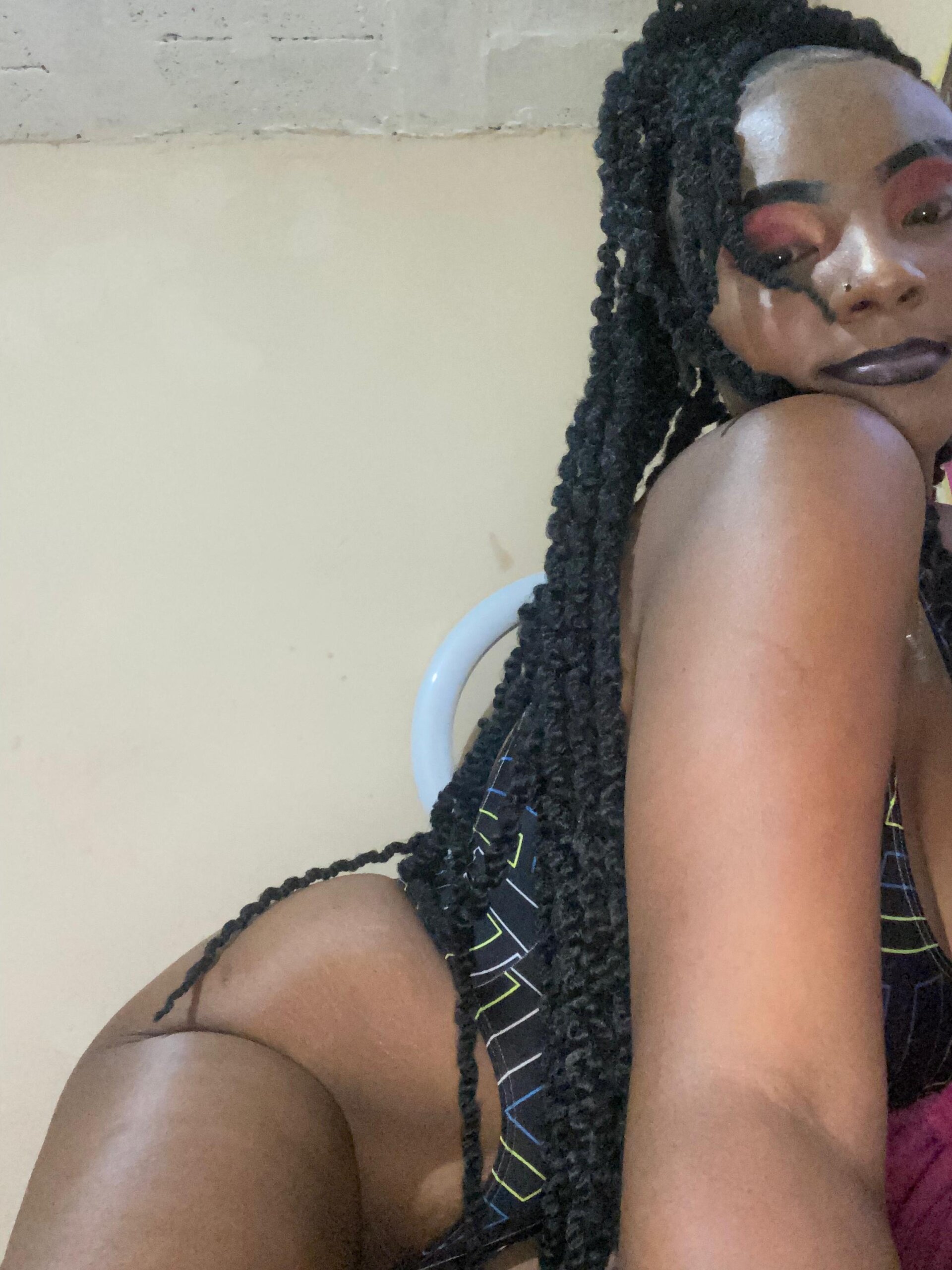 XXX Porn Photo of Nude SAVAGExBOO 13