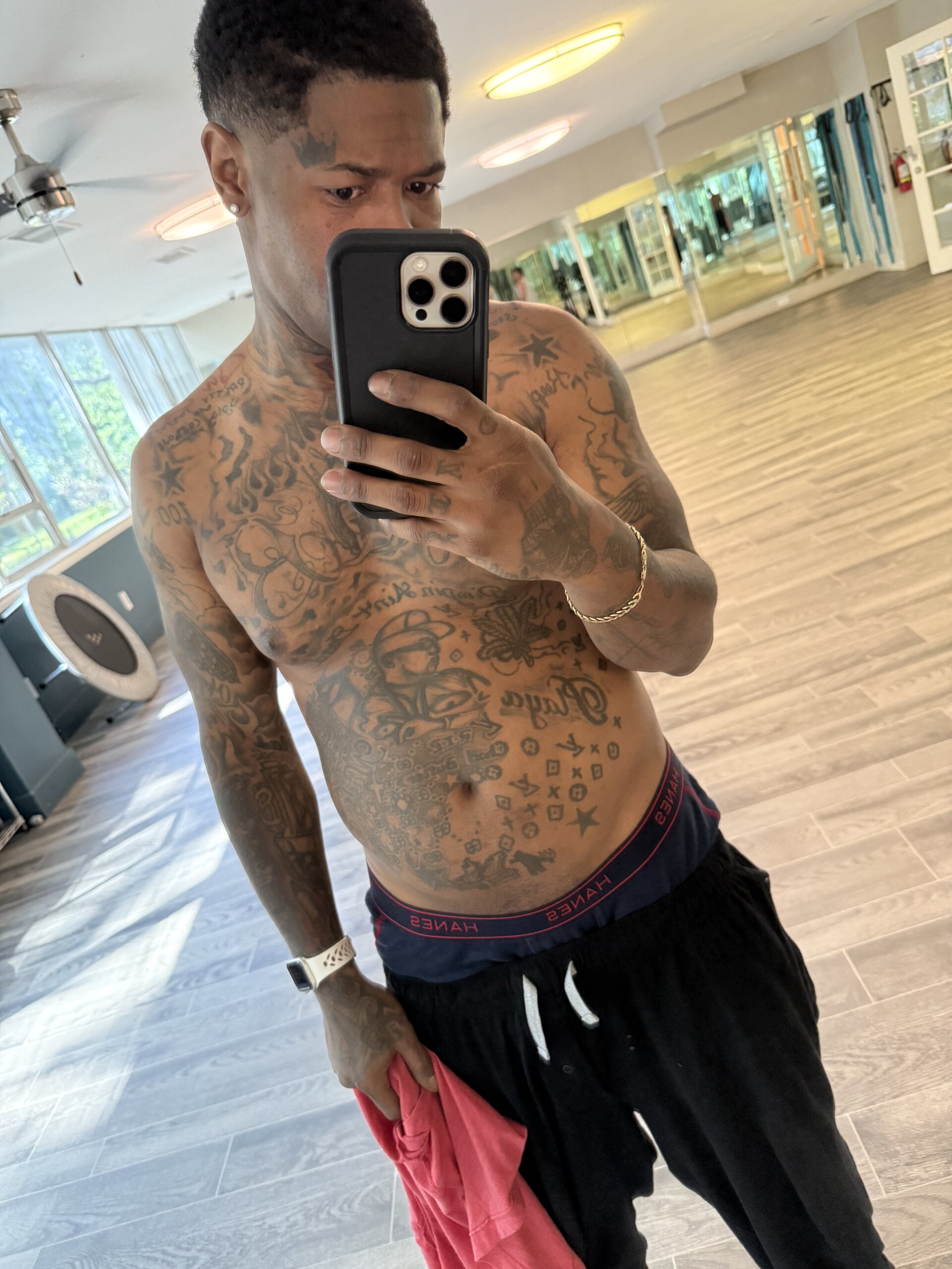 XXX Porn Photo of Nude bossman-P5 1