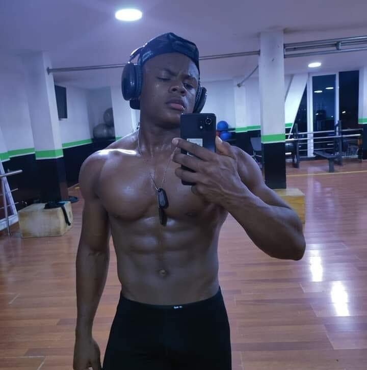 XXX Porn Photo of Nude JoshLoganx 4
