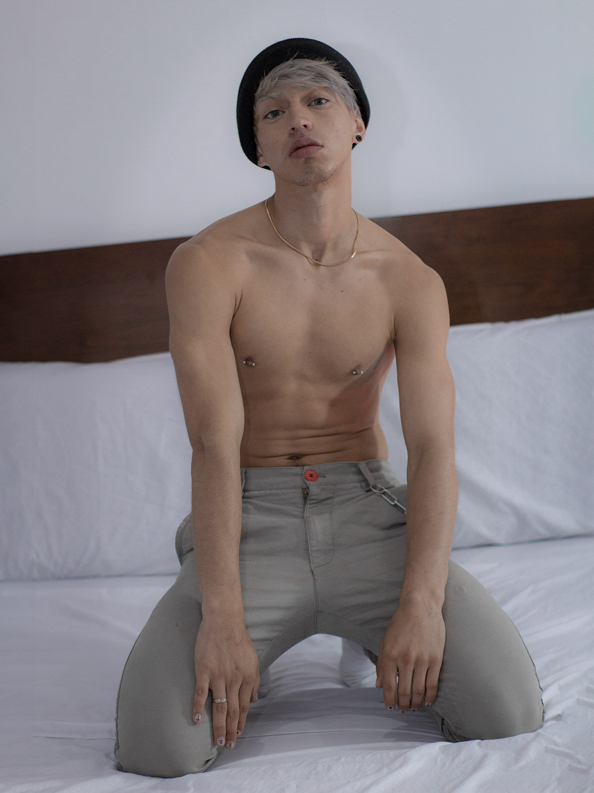 XXX Porn Photo of Nude perlman_gigolo2 57