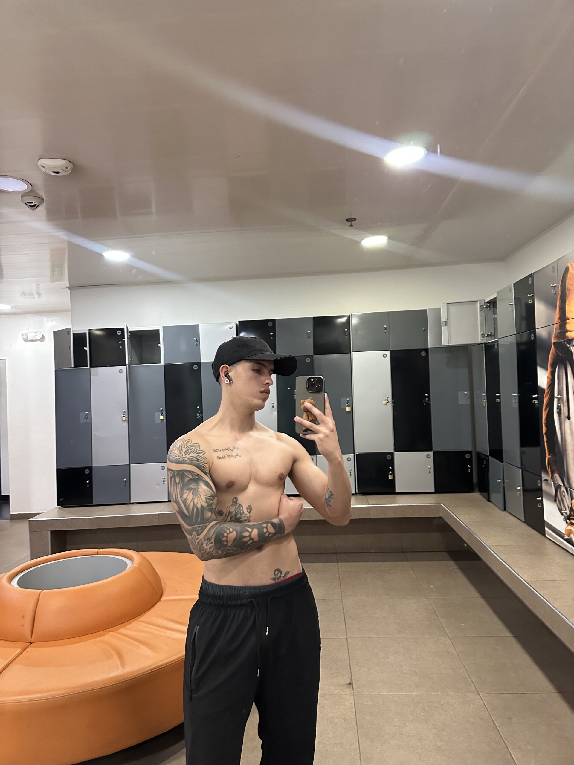 XXX Porn Photo of Nude sebas__w01 14