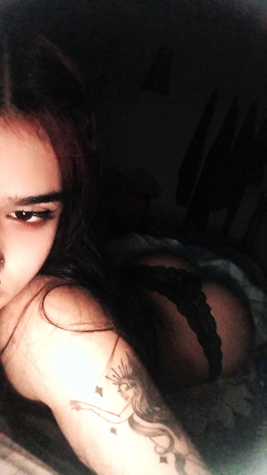 XXX Porn Photo of Nude DevourFire 3