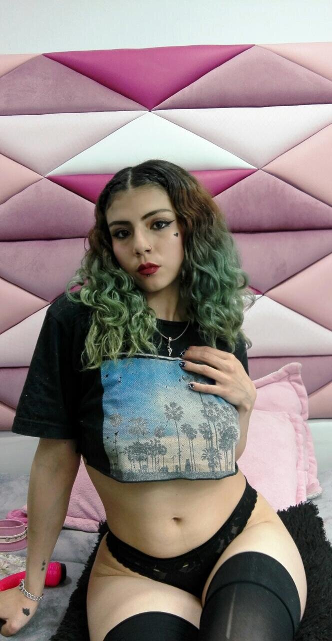 XXX Porn Photo of Nude calipso_swet 21