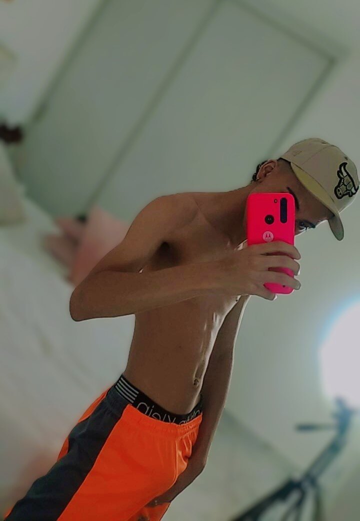 XXX Porn Photo of Nude yulian_vasquez 9