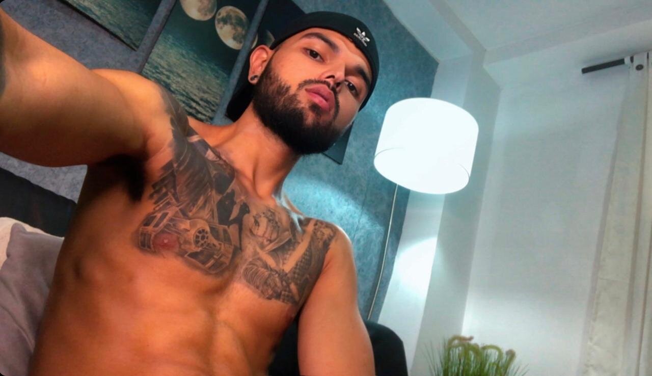 XXX Porn Photo of Nude Emilio_Wolf 2
