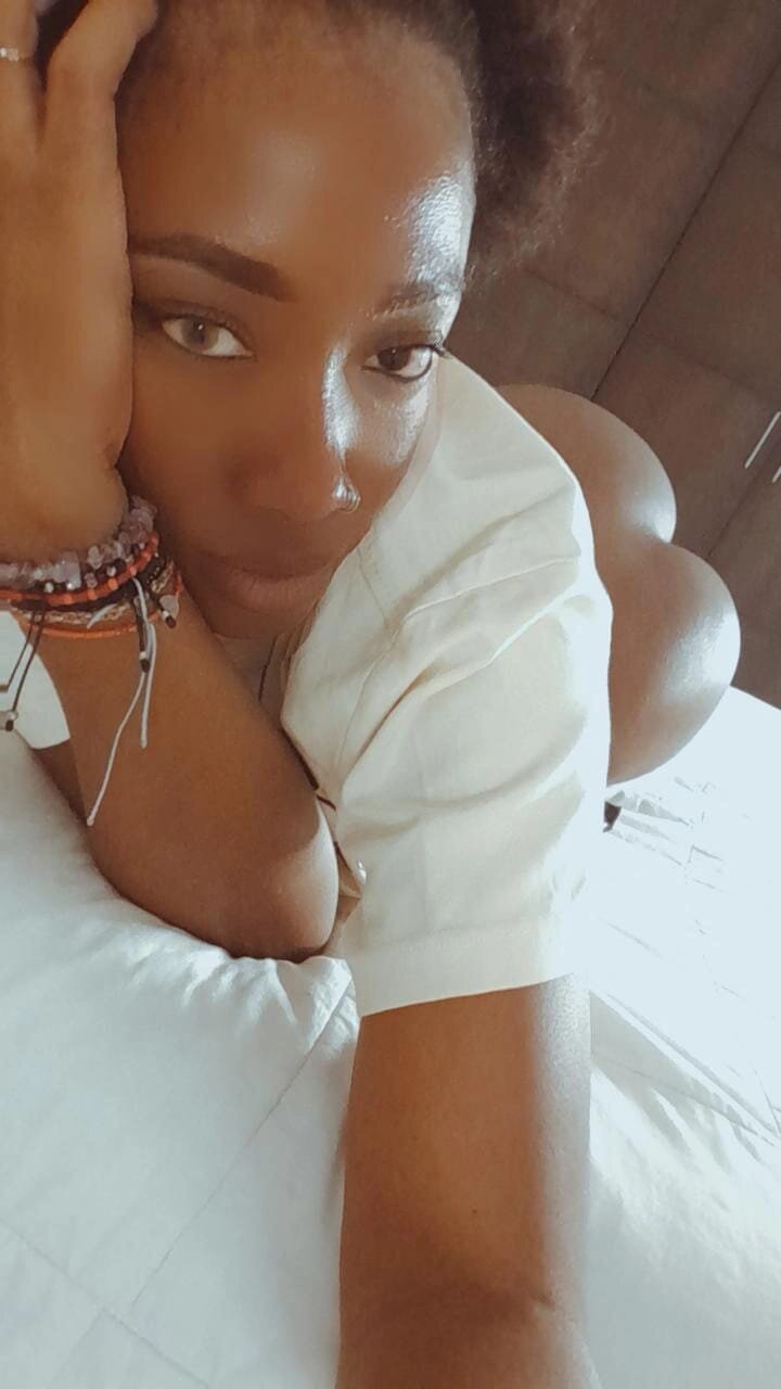 XXX Porn Photo of Nude DarkHoneyy 7