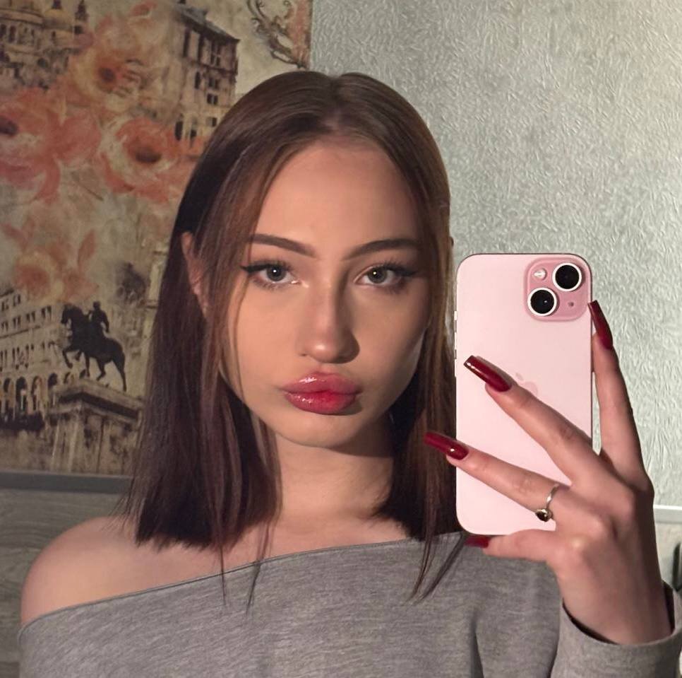 XXX Porn Photo of Nude lally_cute 2
