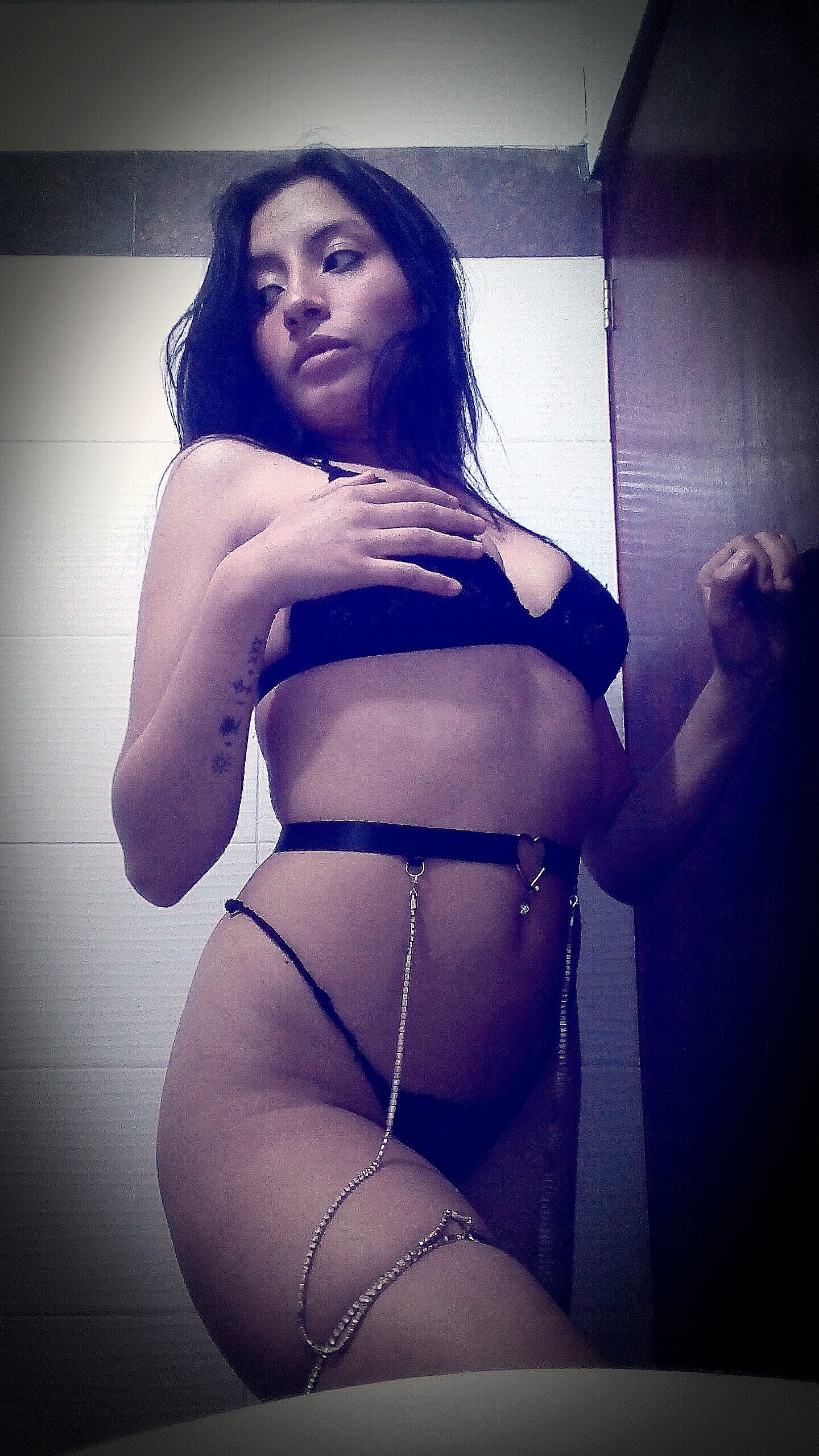 XXX Porn Photo of Nude Kendrra_luvv2 2