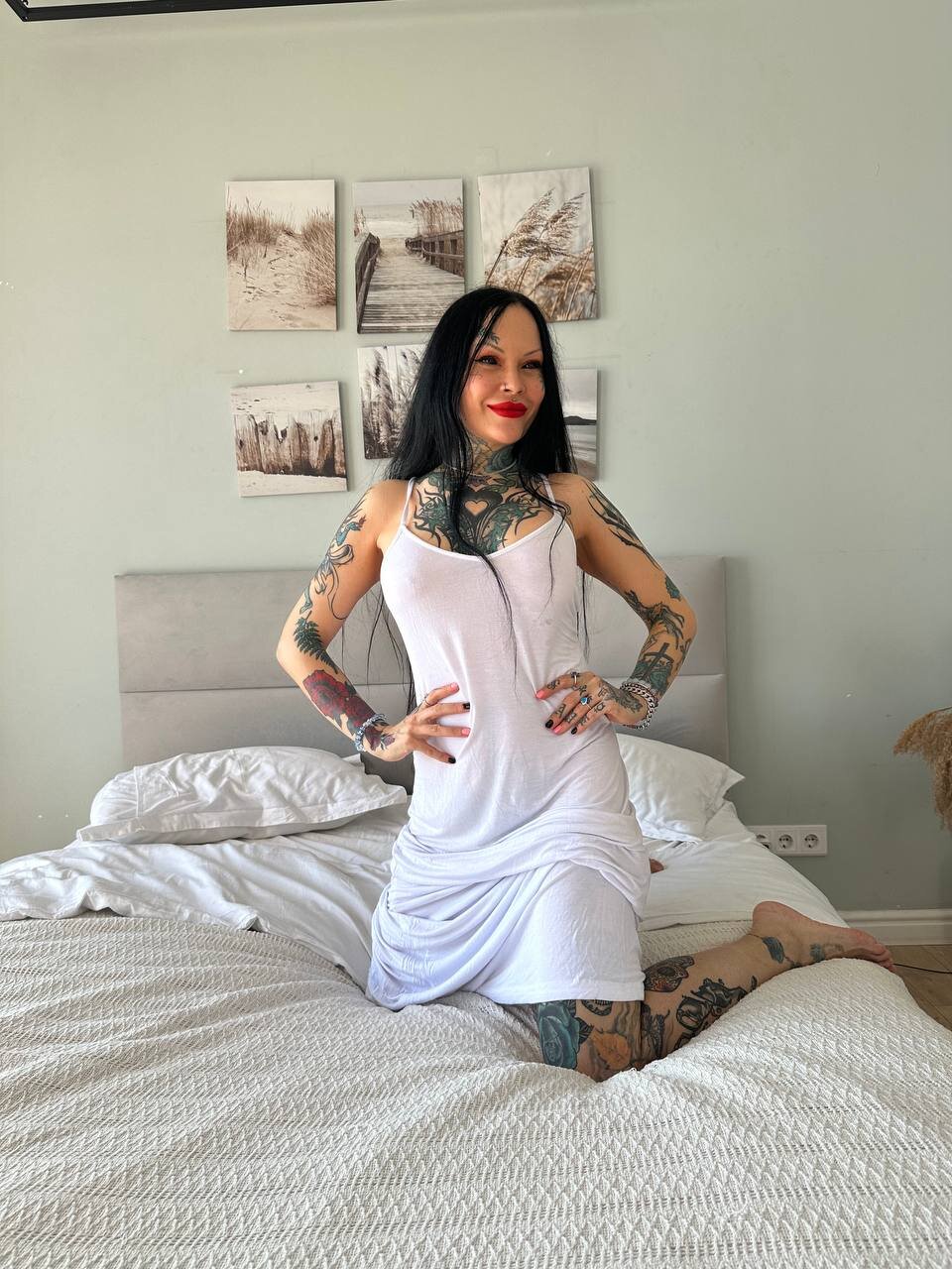 XXX Porn Photo of Nude Megan_Black_Moon 99