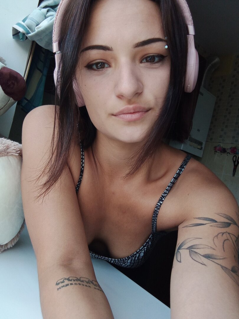 XXX Porn Photo of Nude Adelina_Libby 5