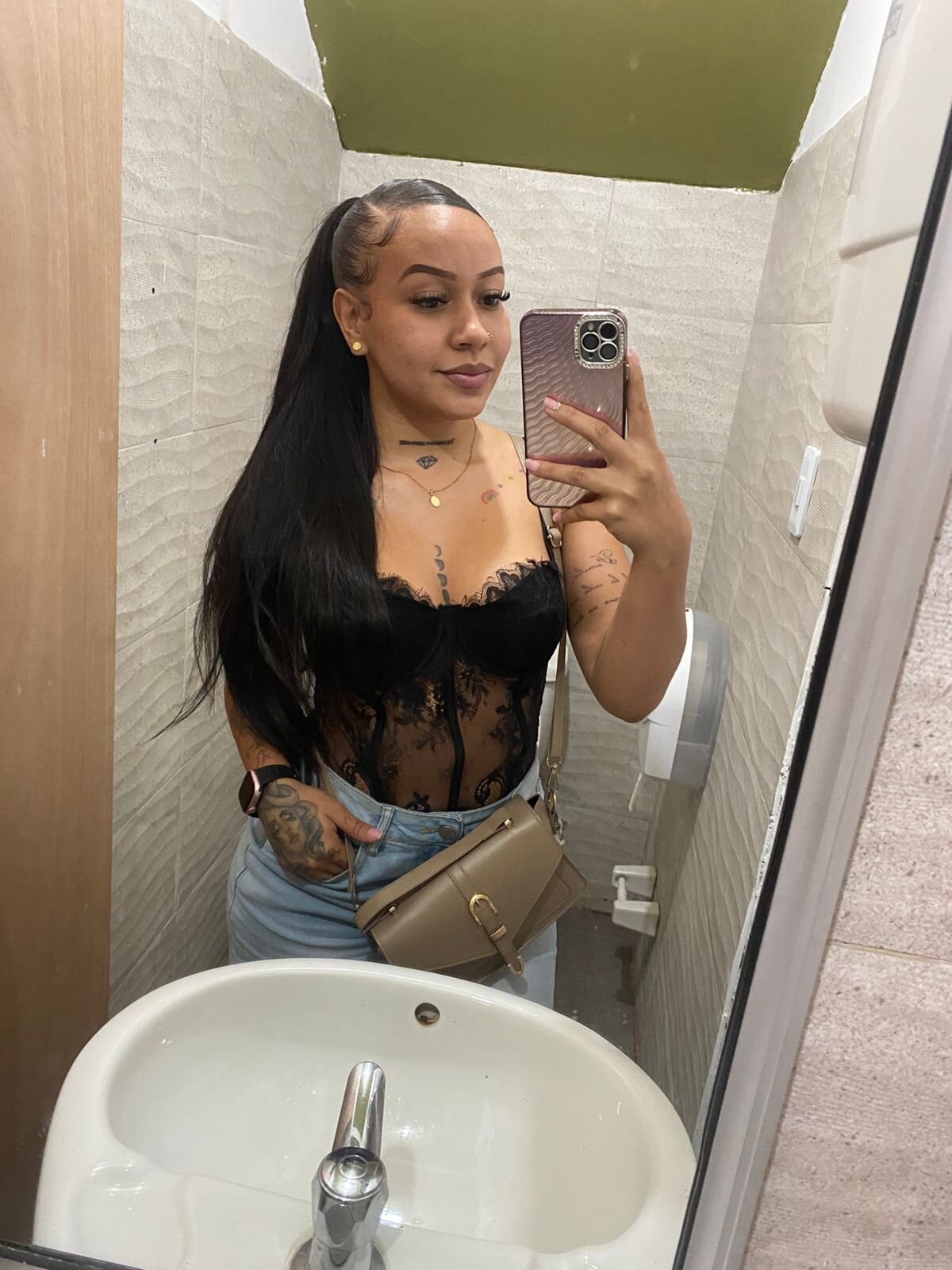 XXX Porn Photo of Nude CataAdams 1
