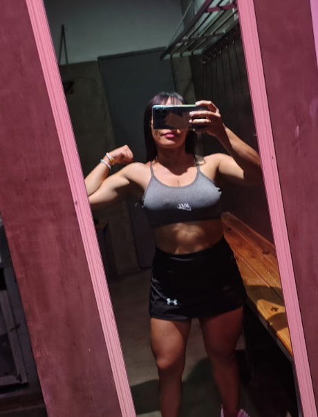 XXX Porn Photo of Nude CuteFluffyLatina 2