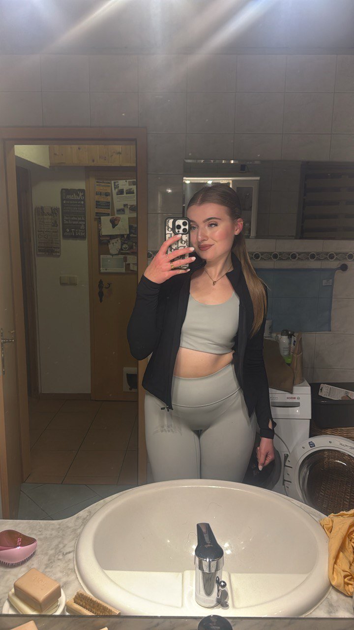 XXX Porn Photo of Nude MilaLuxe 3