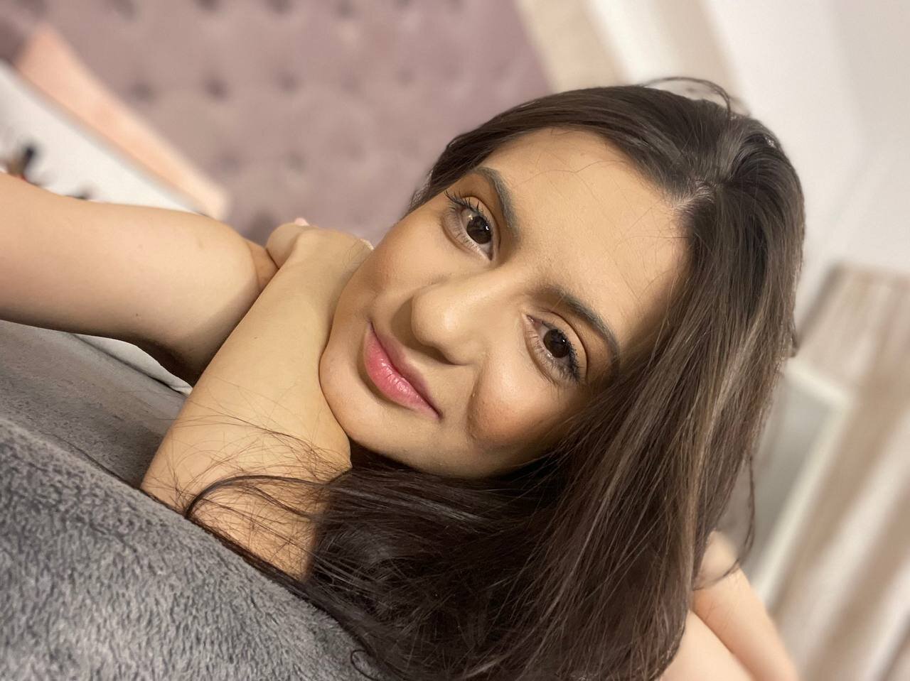 XXX Porn Photo of Nude Alice_in_cumland_ 8