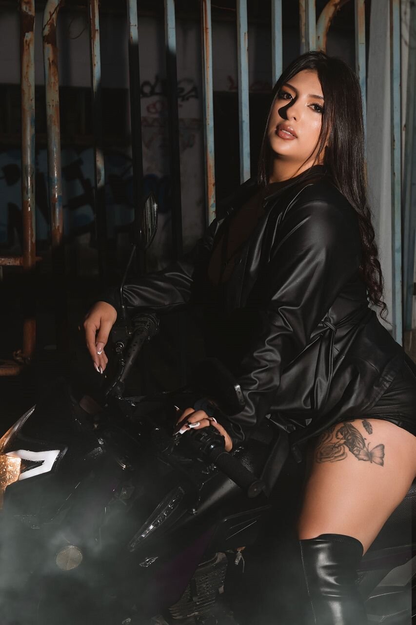 XXX Porn Photo of Nude emiirosse 7