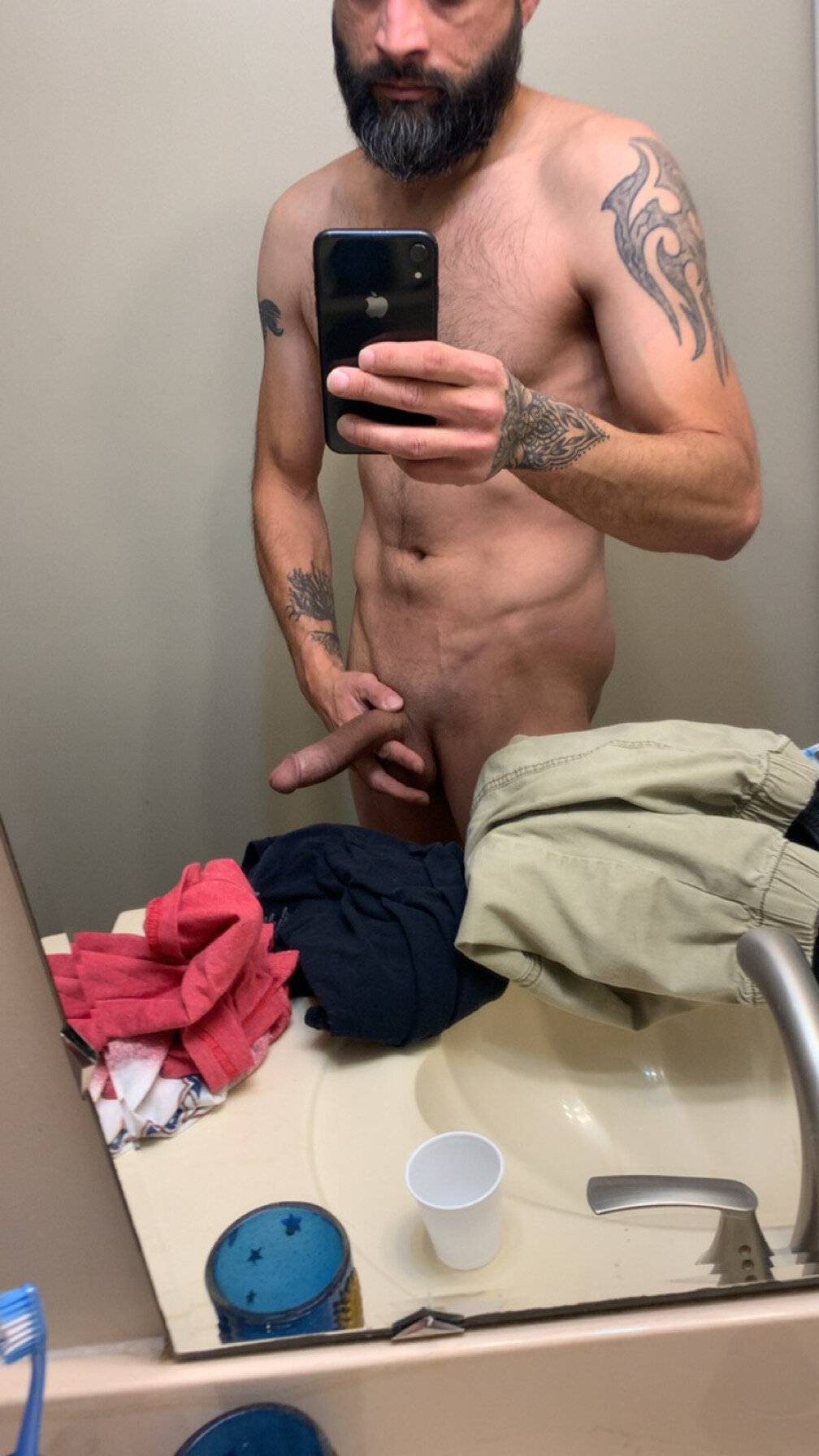 XXX Porn Photo of Nude FadedBus 1