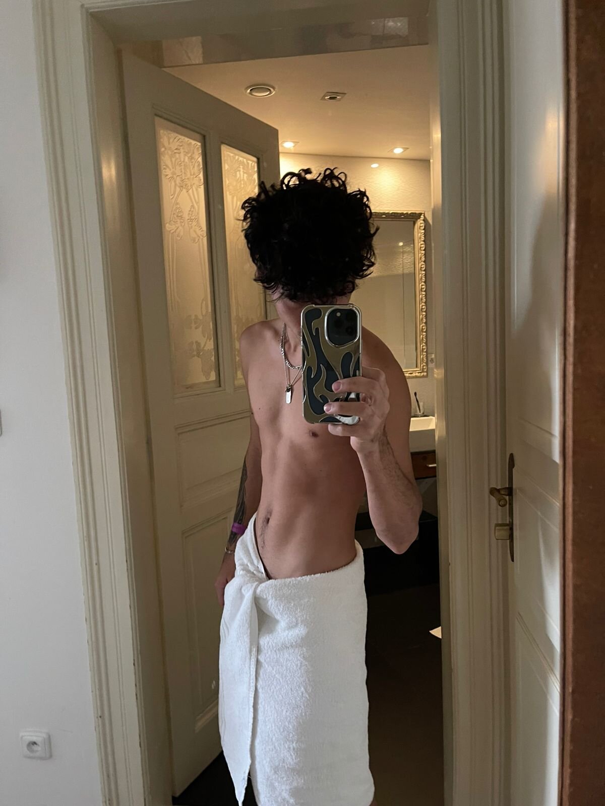 XXX Porn Photo of Nude back_thomson 107