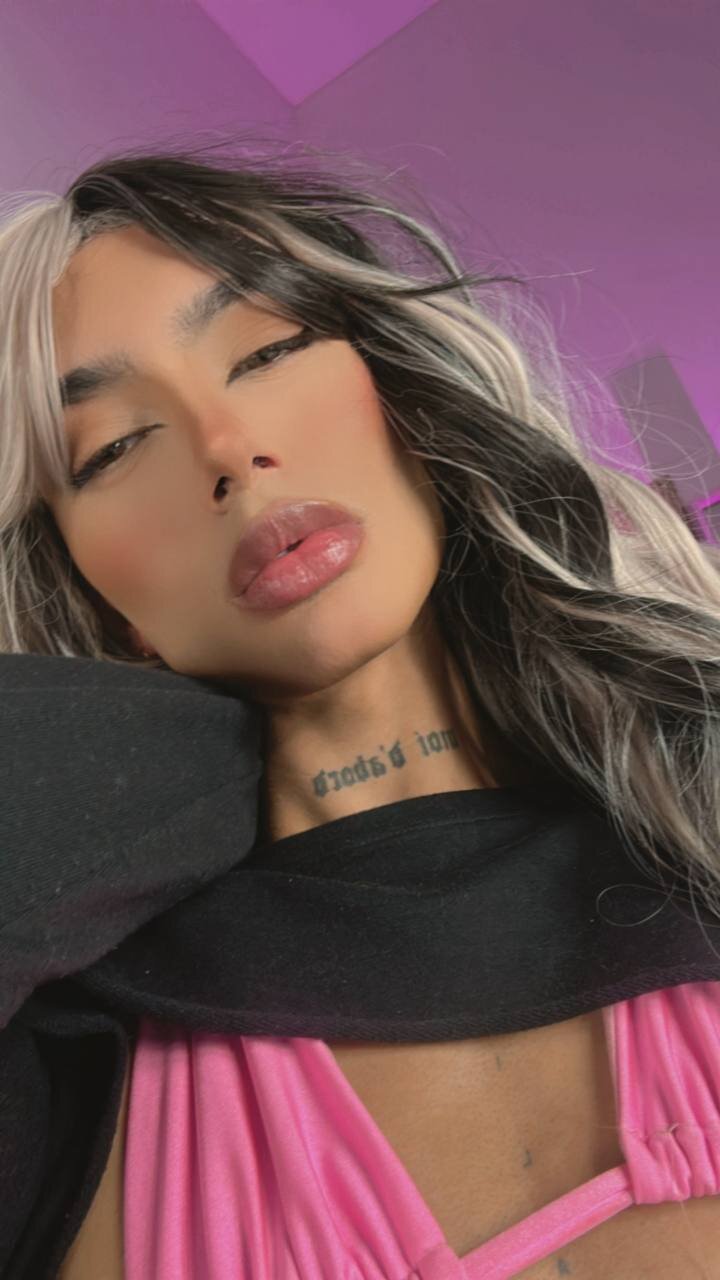 XXX Porn Photo of Nude val_dream 2