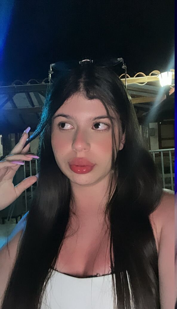 XXX Porn Photo of Nude Gaia_Collins 6