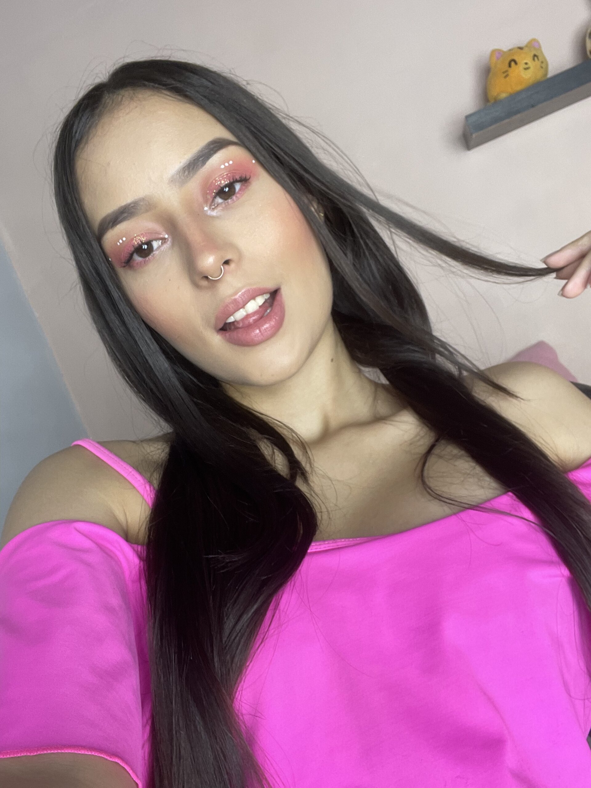 XXX Porn Photo of Nude little_hot_cat1 6