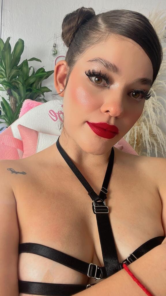 XXX Porn Photo of Nude zoe69x 75